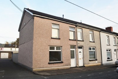 Central Street, Ystrad Mynach