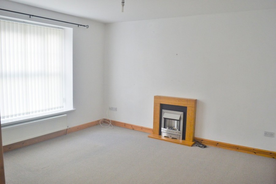 Images for 7 High Street, Pengam
