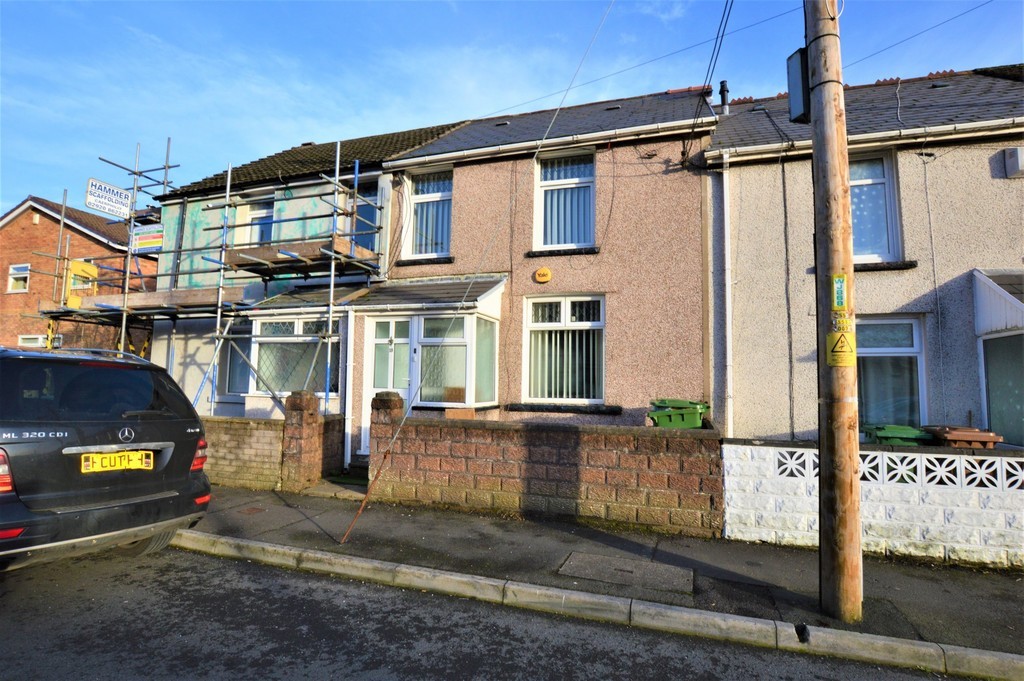 Hill Street, Ystrad Mynach, 3 bedroom, Mid Terraced House