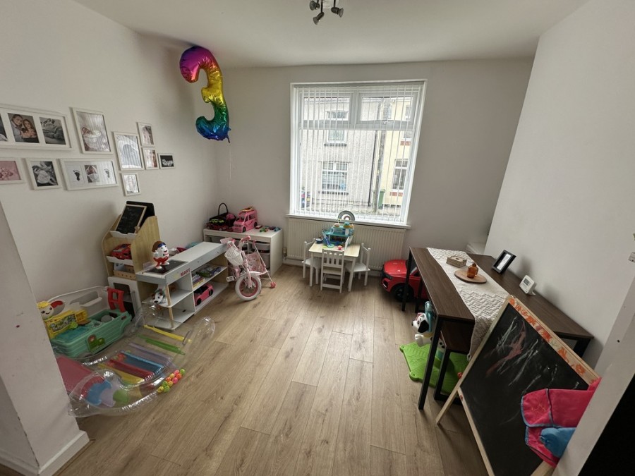Images for Raglan Road, Hengoed