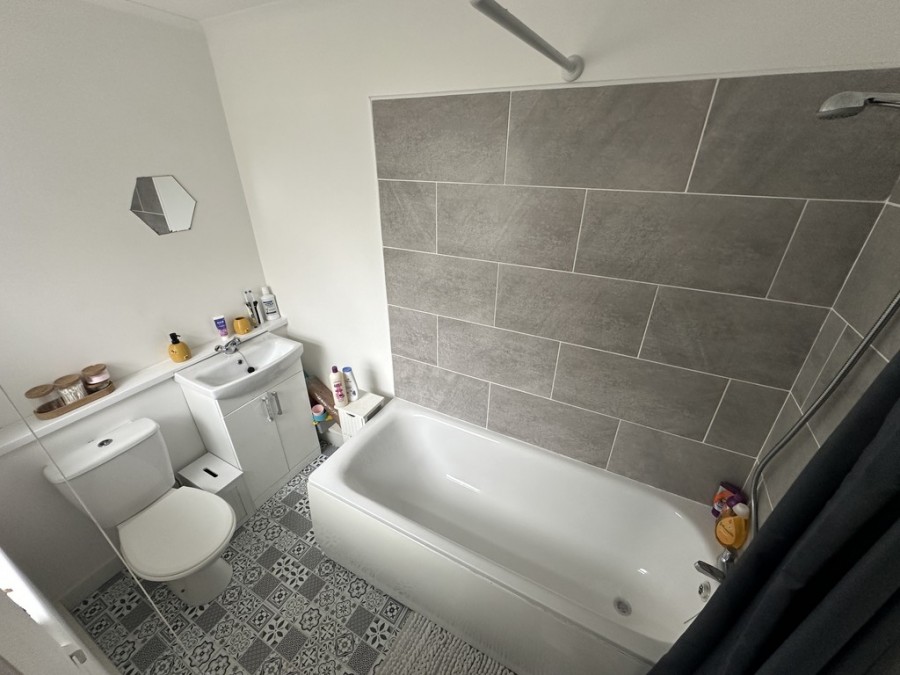 Images for Raglan Road, Hengoed