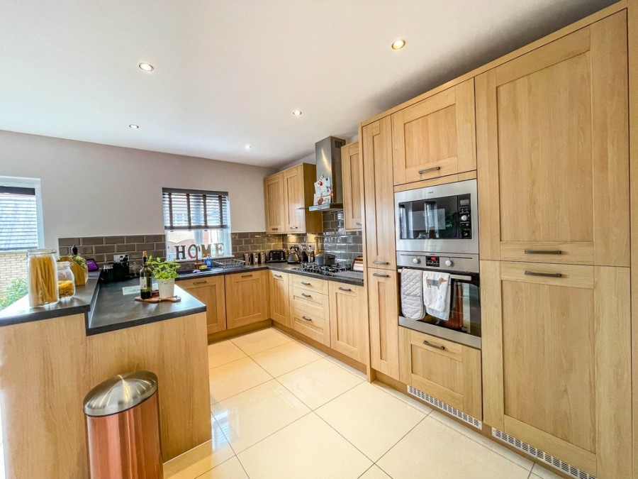 Images for Primrose Walk, Trelewis, Treharris