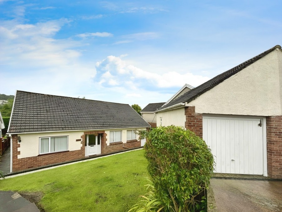 Images for The Avenue, Ystrad Mynach, Hengoed