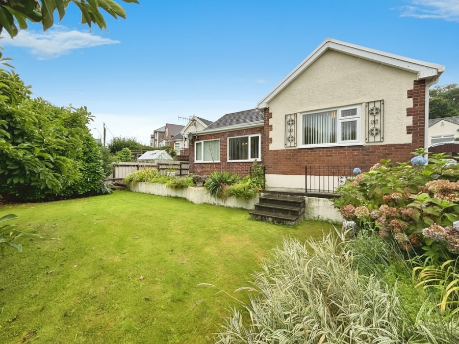 Images for The Avenue, Ystrad Mynach, Hengoed