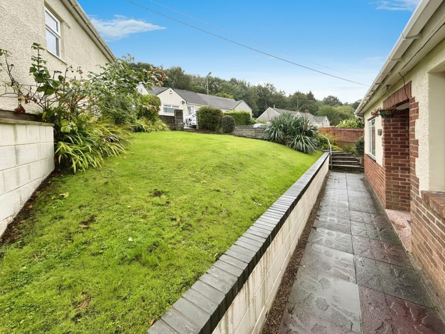 Images for The Avenue, Ystrad Mynach, Hengoed