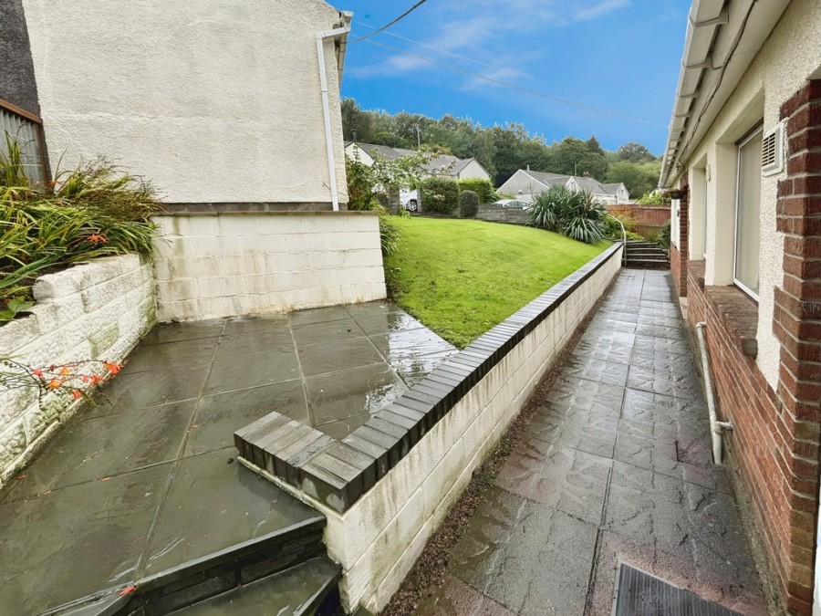 Images for The Avenue, Ystrad Mynach, Hengoed