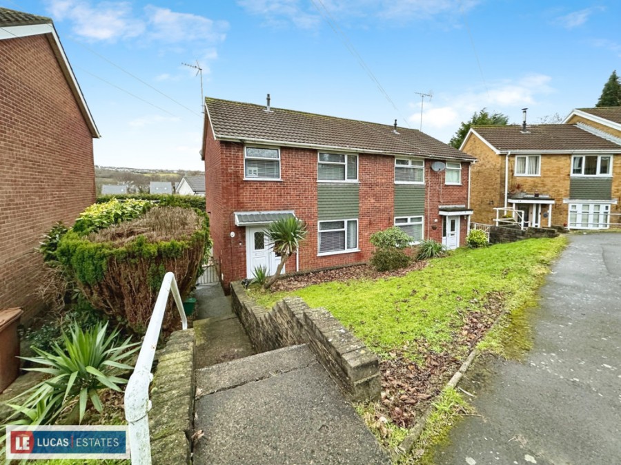 Images for Coundley Close, Fleur De Lis