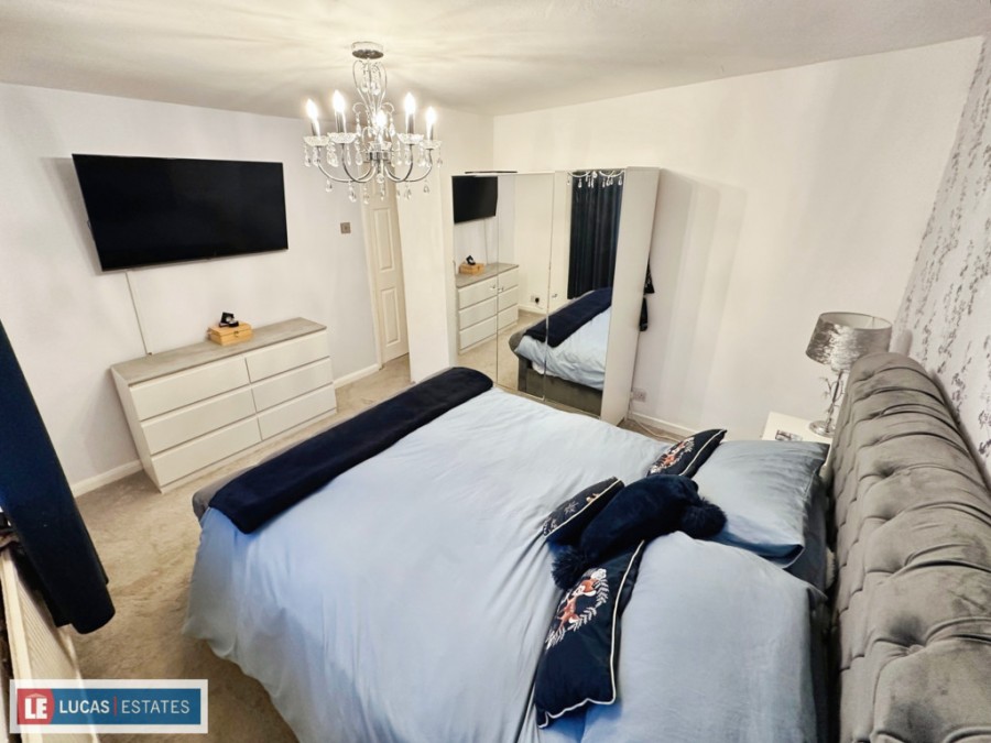 Images for Coundley Close, Fleur De Lis