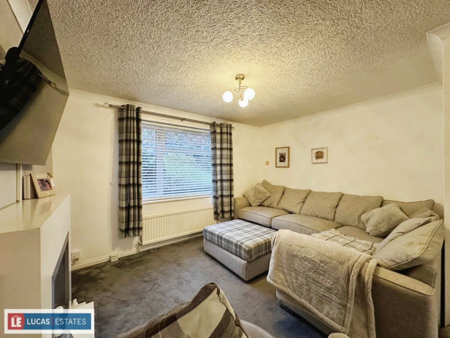 Images for Coundley Close, Fleur De Lis