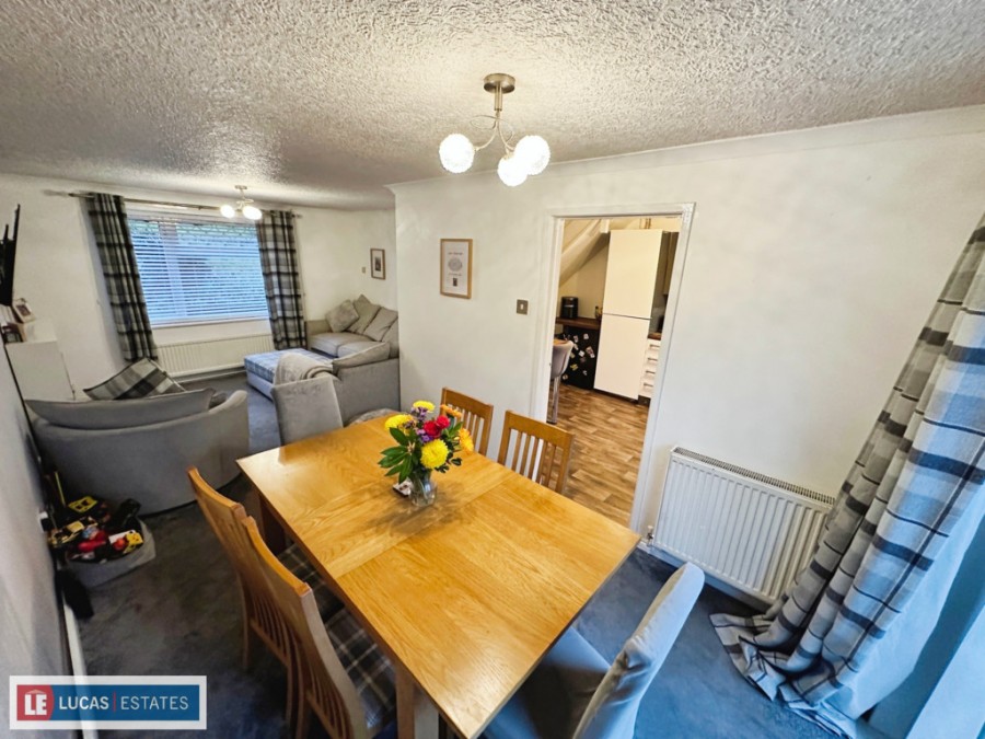 Images for Coundley Close, Fleur De Lis