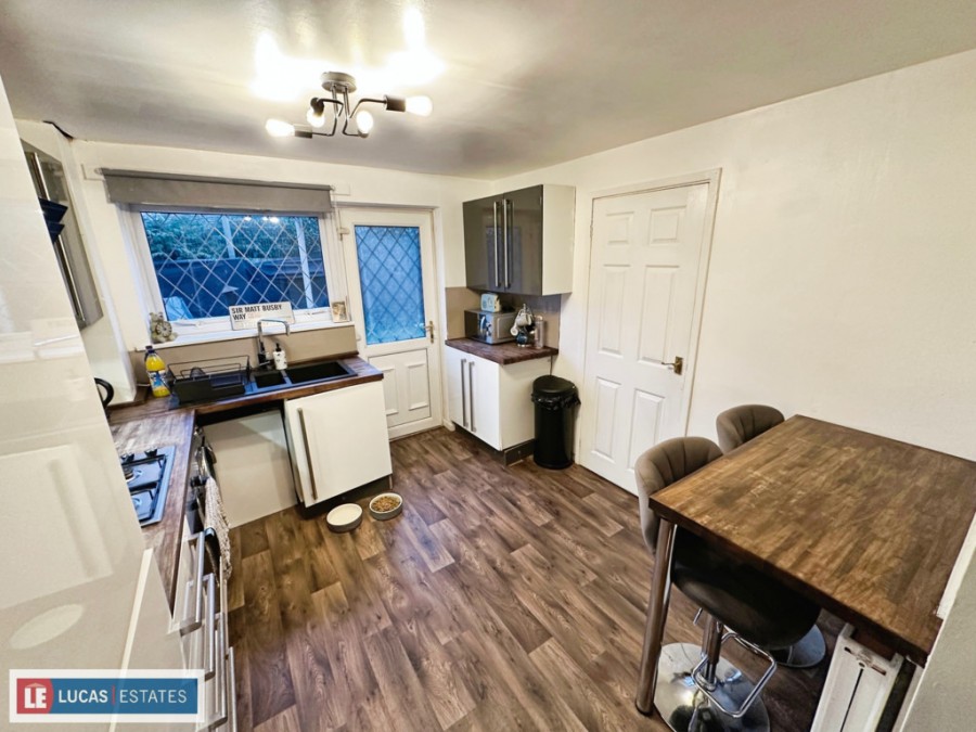 Images for Coundley Close, Fleur De Lis