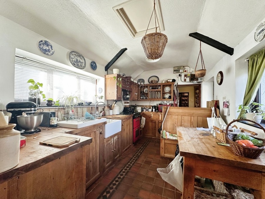 Images for Gwern Llwyna Farm, Mill Road, Deri