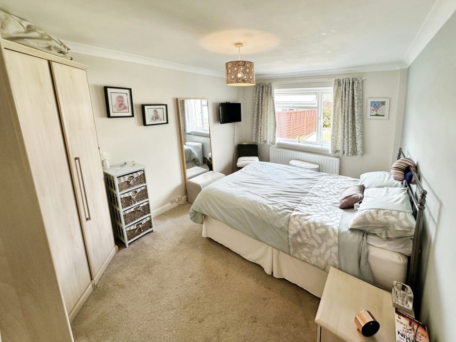 Images for Barry Close, Penpedairheol, Hengoed