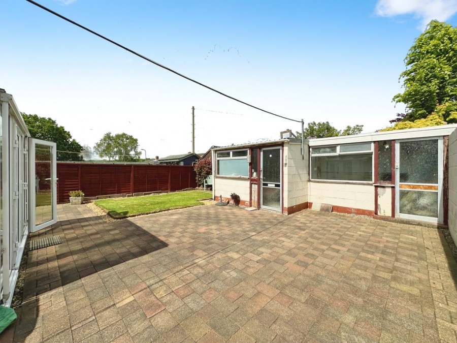 Images for Barry Close, Penpedairheol, Hengoed