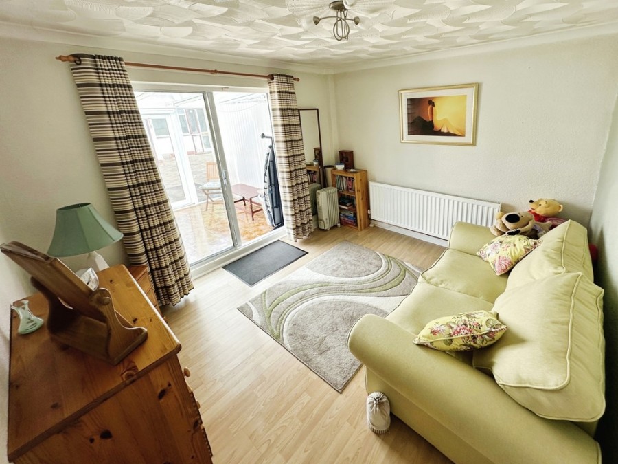 Images for Barry Close, Penpedairheol, Hengoed