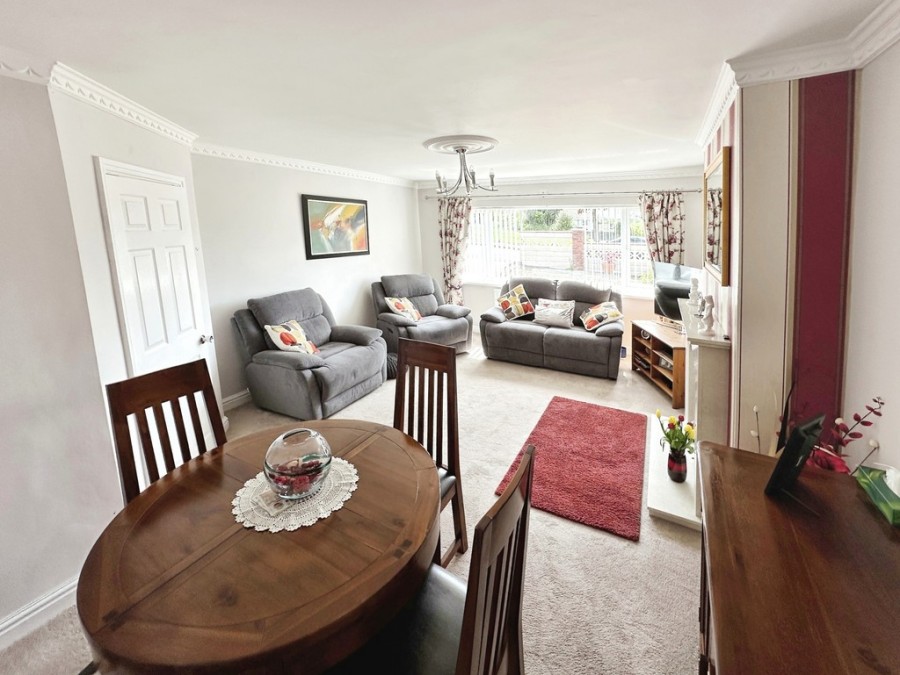 Images for Barry Close, Penpedairheol, Hengoed