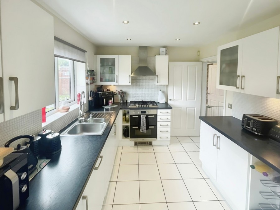 Images for Farm Close, Tir-y-berth, Hengoed