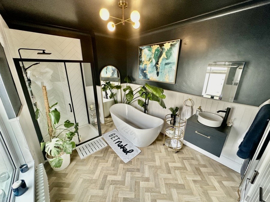 Images for Bellevue,  Commercial Street, Ystrad Mynach