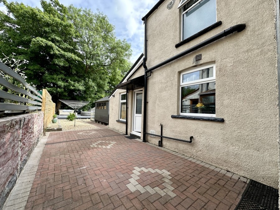 Images for Bellevue,  Commercial Street, Ystrad Mynach