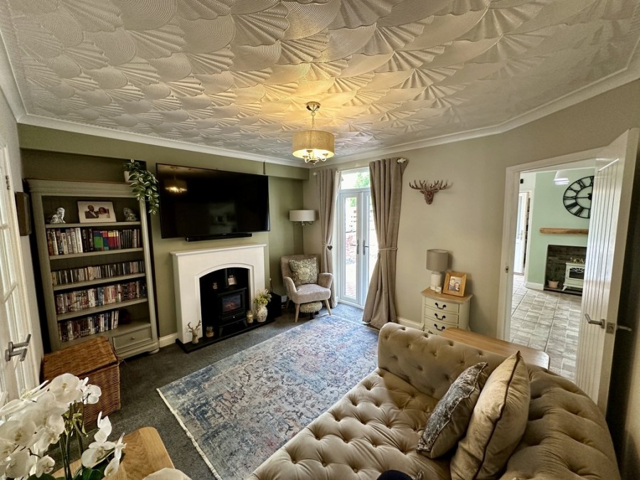 Images for Bellevue,  Commercial Street, Ystrad Mynach