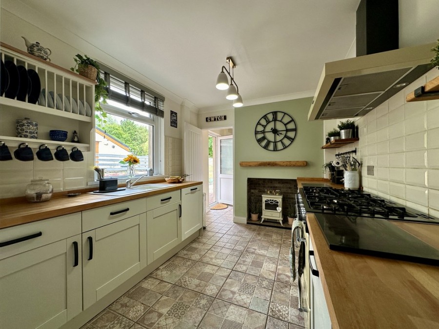 Images for Bellevue,  Commercial Street, Ystrad Mynach