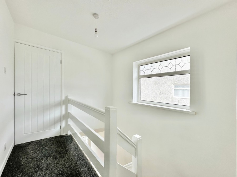 Images for Willow Rise, Penpedairheol, Hengoed