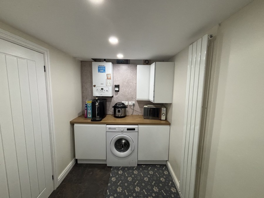 Images for New Meadow Cottage, Gelligaer, Hengoed