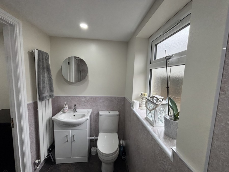 Images for New Meadow Cottage, Gelligaer, Hengoed