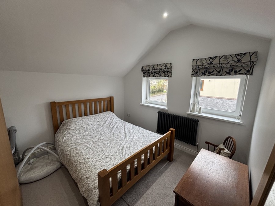 Images for New Meadow Cottage, Gelligaer, Hengoed