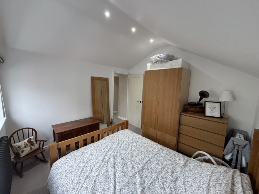 Images for New Meadow Cottage, Gelligaer, Hengoed
