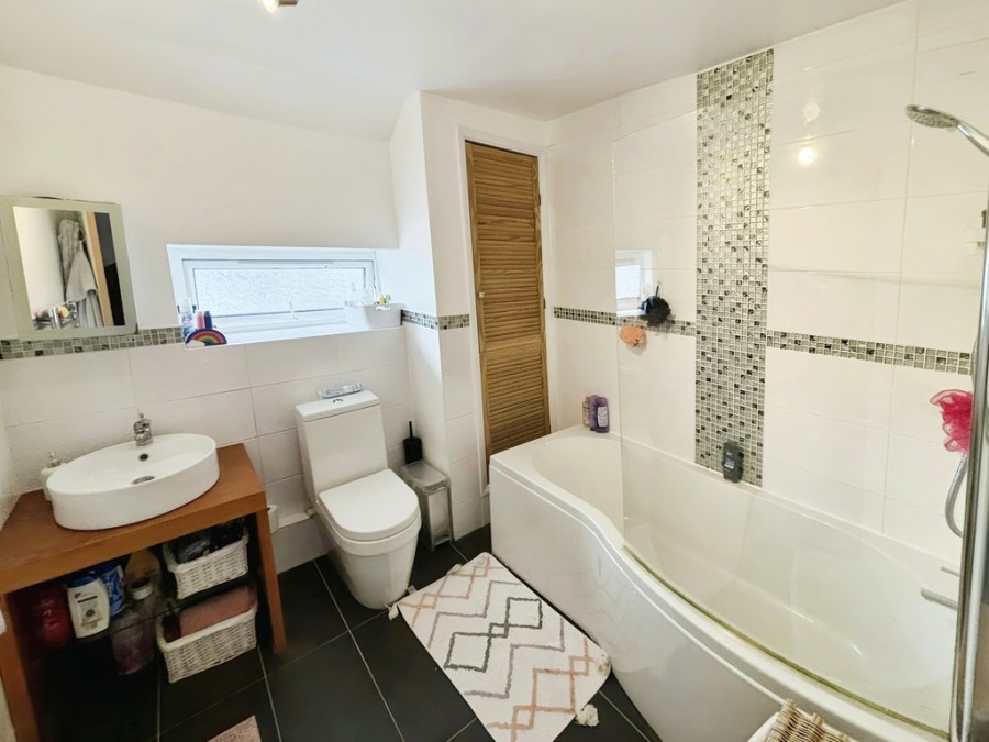 Images for Ffrwd Terrace, Llanbradach