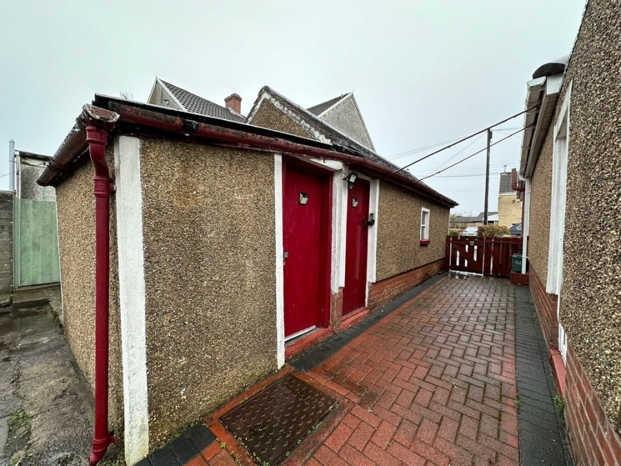 Images for Hengoed Road, Penpedairheol, Hengoed