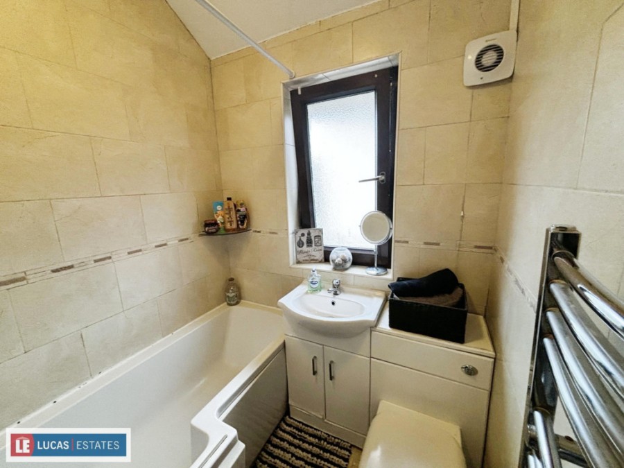 Images for Ystrad Mynach, Hengoed