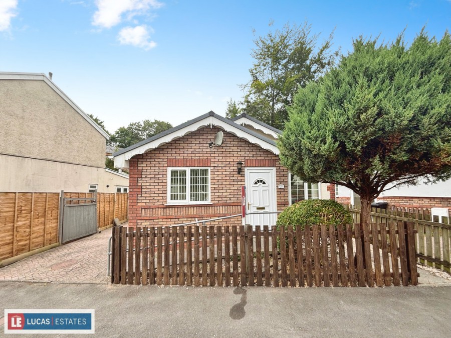 Images for Woodlands Crescent, Treharris