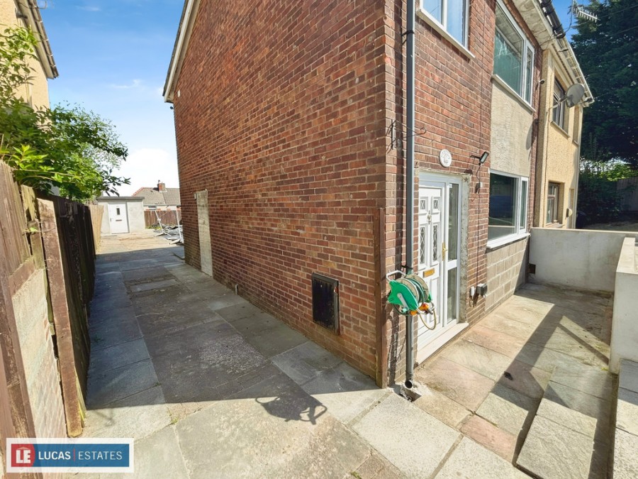 Images for Three Elms Close, Cefn Hengoed