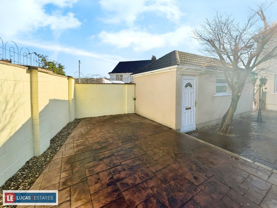 Images for Heol-y-graig, Ystrad Mynach, Hengoed