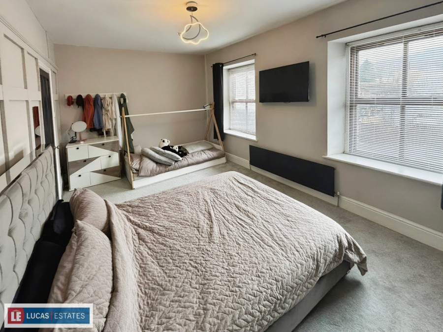 Images for 6 Ystrad Buildings, Newport Rd