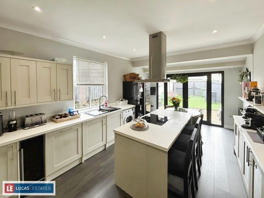 Images for 6 Ystrad Buildings, Newport Rd