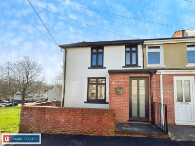 Griffiths Street, Ystrad Mynach, Hengoed