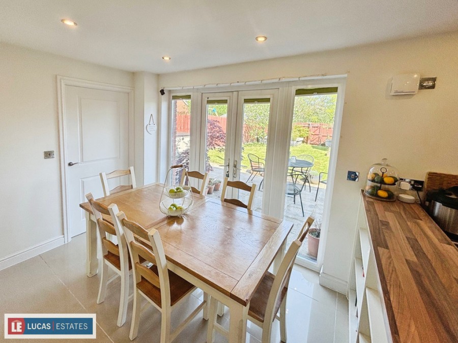 Images for 3 Orchard row, Trelewis, Treharris