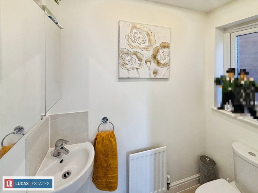 Images for 3 Orchard row, Trelewis, Treharris