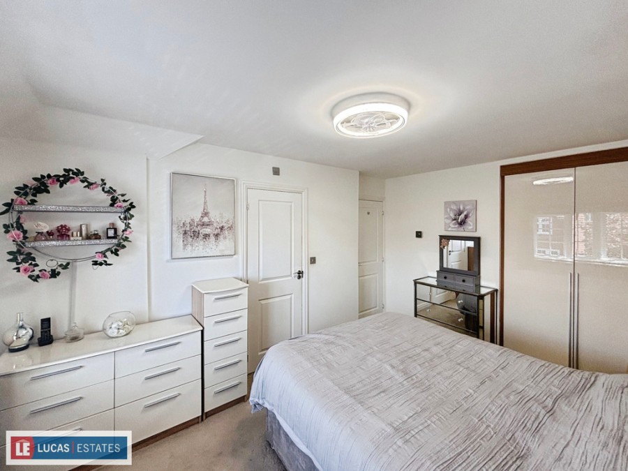 Images for 3 Orchard row, Trelewis, Treharris