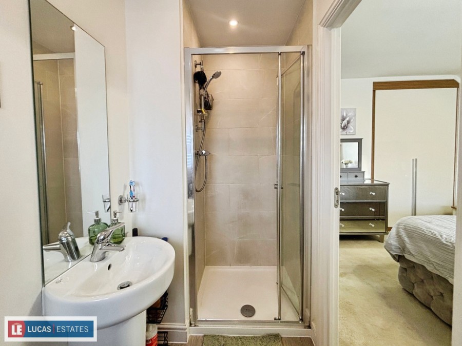 Images for 3 Orchard row, Trelewis, Treharris