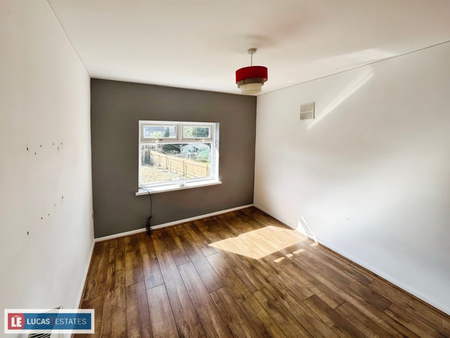 Images for Highland Crescent, Pontllanfraith
