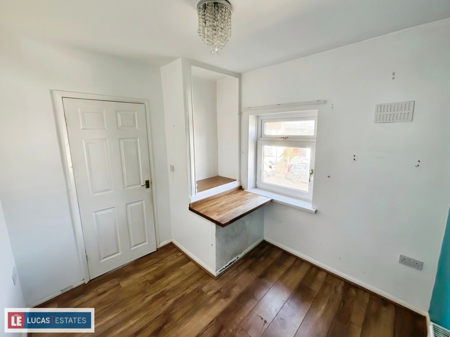 Images for Highland Crescent, Pontllanfraith