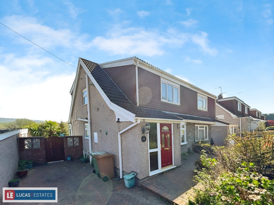 Images for Heathlands, Ystrad Mynach, Hengoed