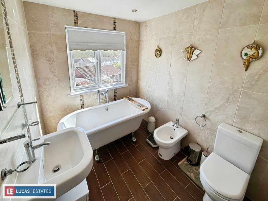 Images for Heathlands, Ystrad Mynach, Hengoed
