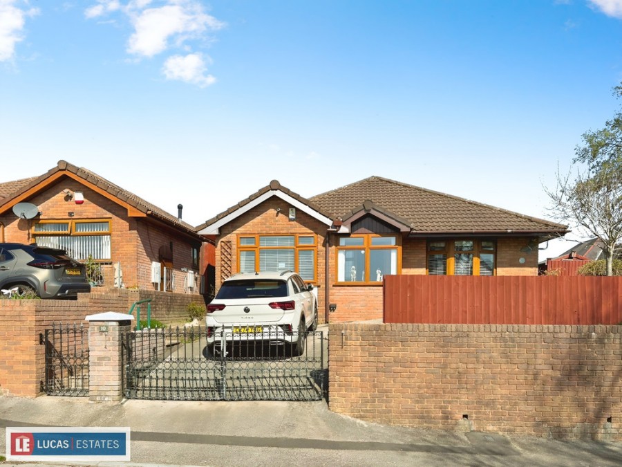 Images for Woodside, Tir-y-berth, Hengoed