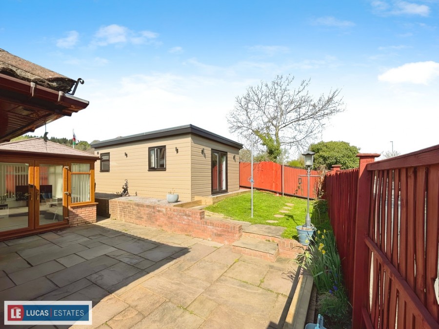 Images for Woodside, Tir-y-berth, Hengoed