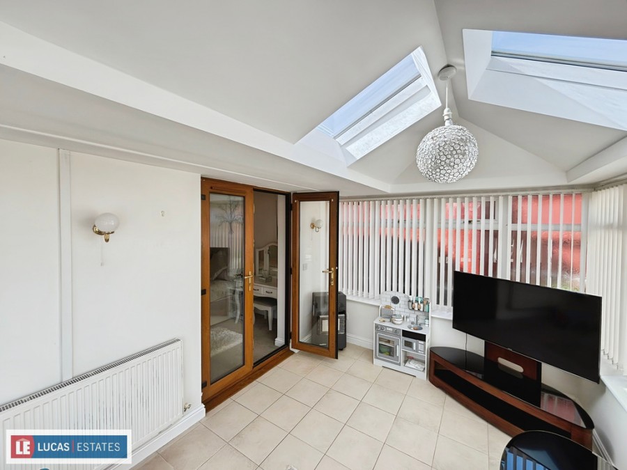 Images for Woodside, Tir-y-berth, Hengoed